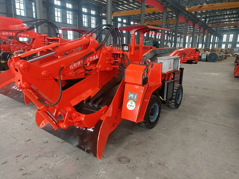 輪式扒渣機